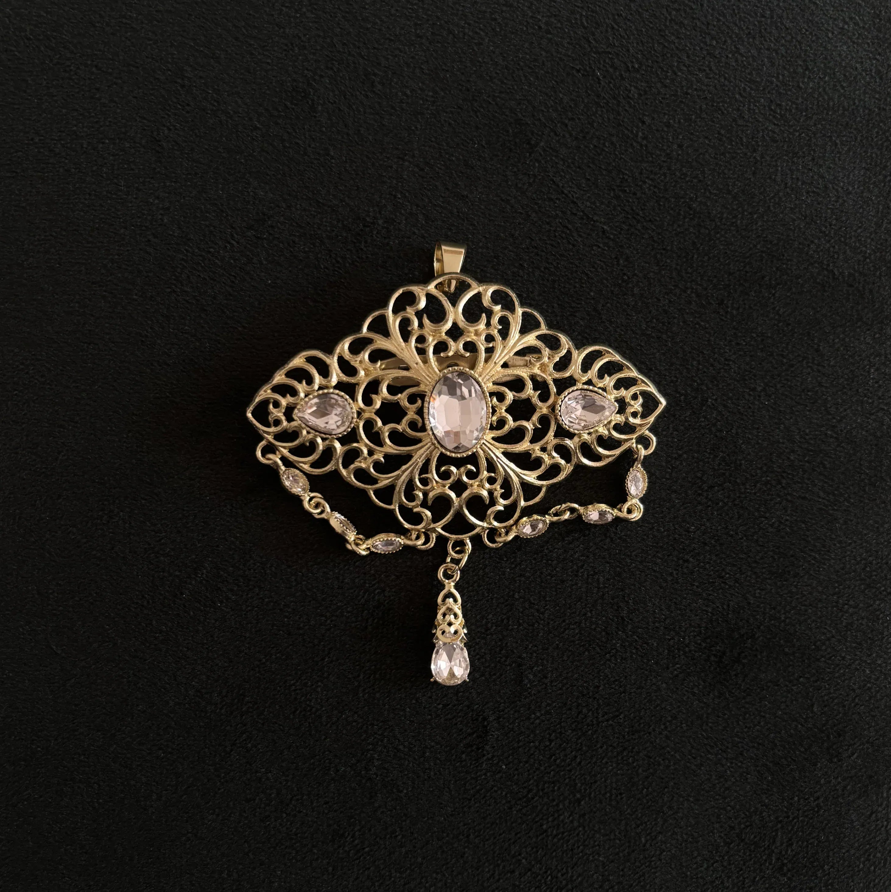 Broche kaftan – Oosterse Elegantie