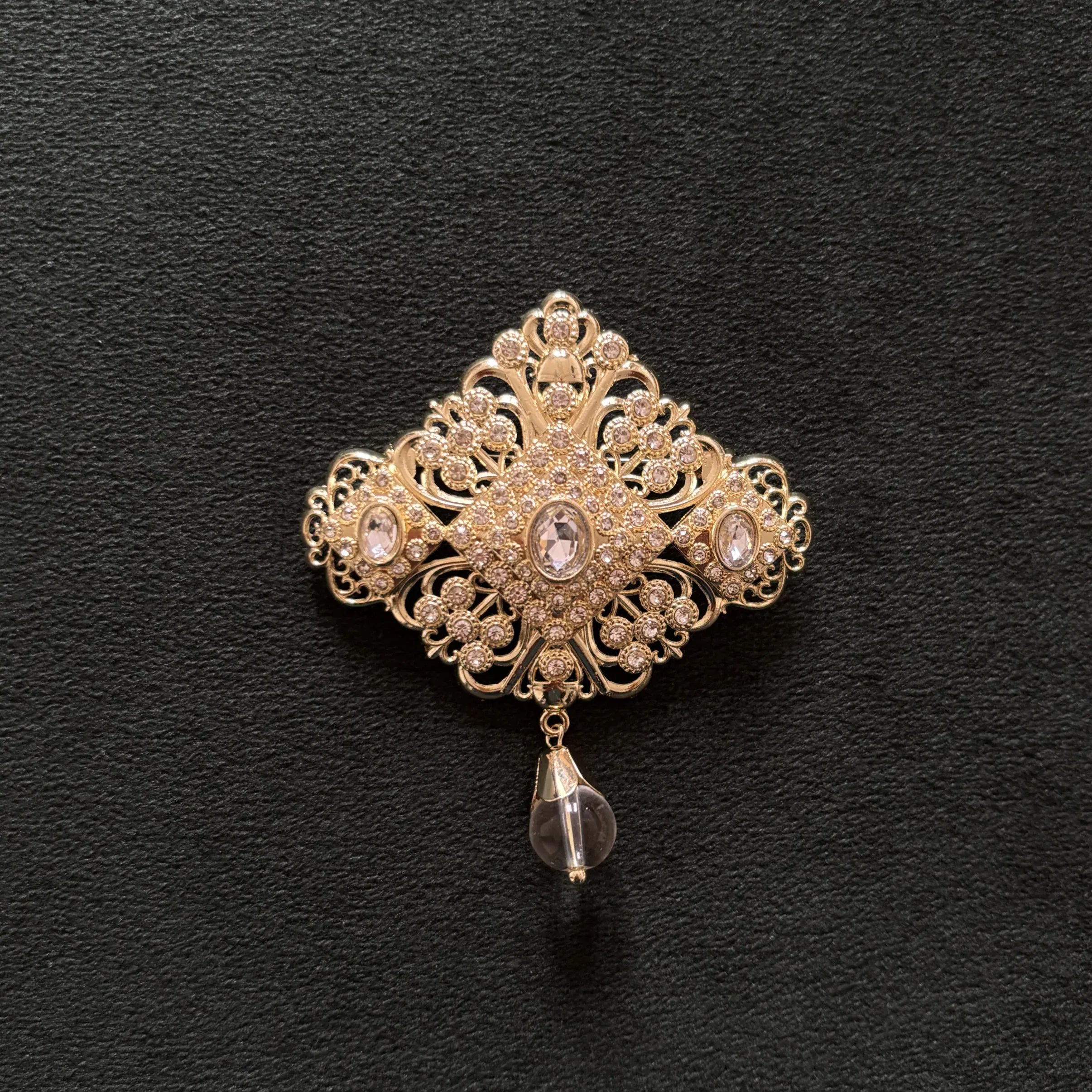 Broche kaftan – Oosterse Elegantie